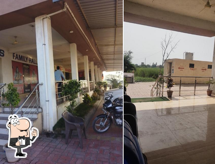 Here's a photo of Hotel Mahadev Rajasthani
