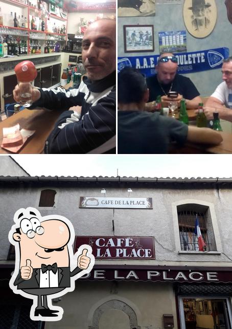 Cafe de la Place