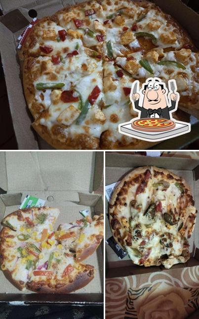 Order pizza at Pizza Delight