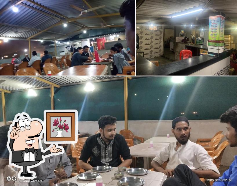 Check out how Marhaba Chicken Mamna looks inside