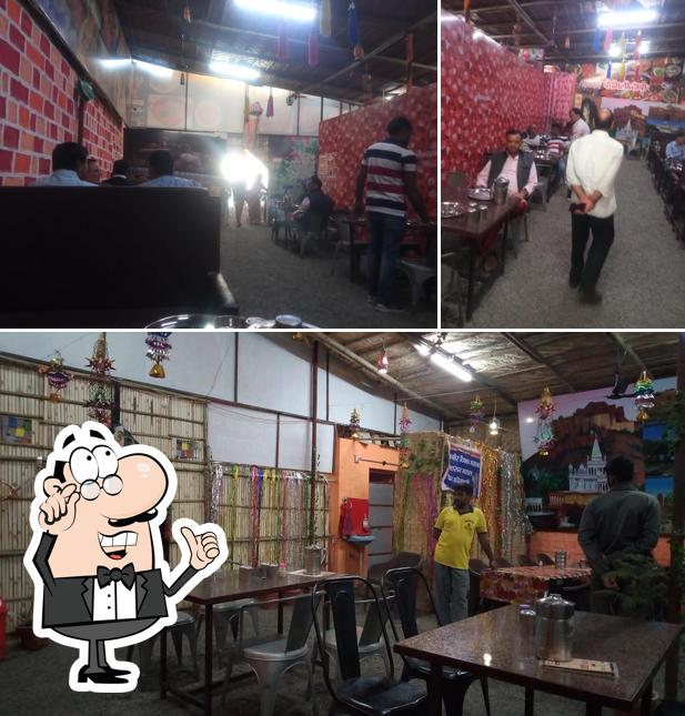 The interior of Shandar Dhaba