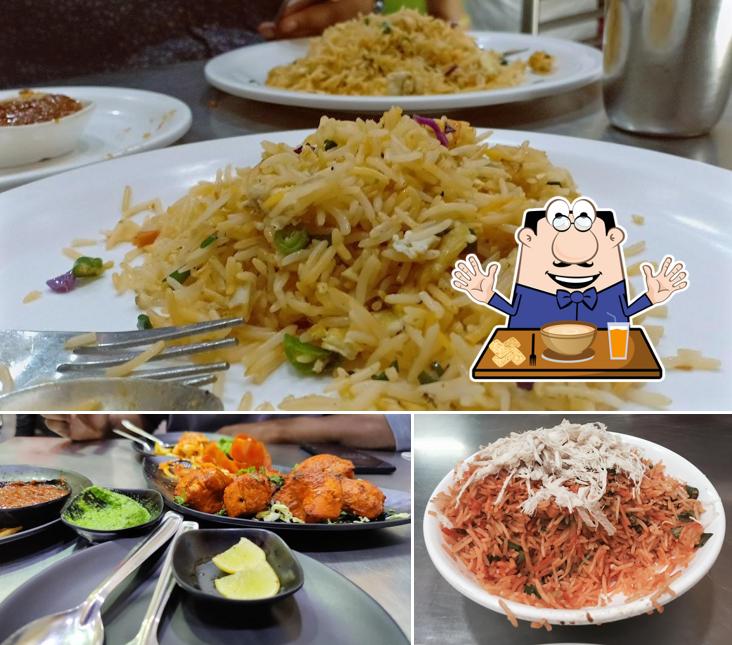 Meals at GOLD COIN LALBAUG 24 KARAT GOLD COIN CHINESE RESTAURANT