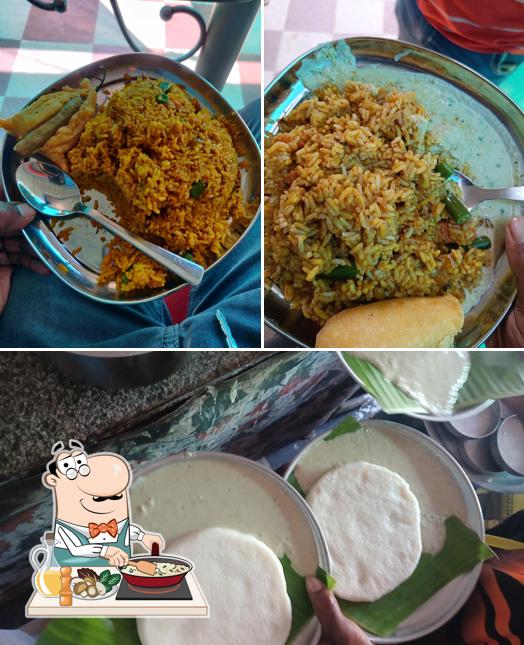 Fried rice at Idli Centre(manjus hotel)