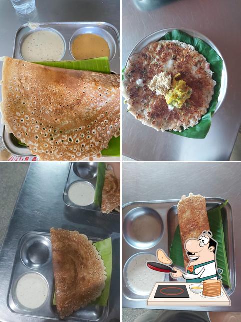 Pancakes at Davangere Benne Dosa
