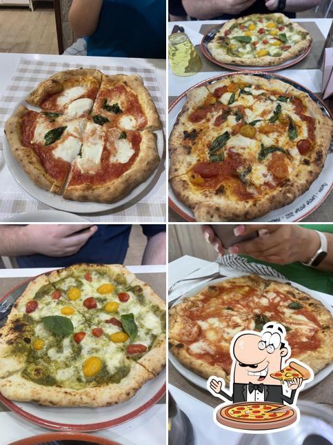 Prova una pizza a Pizzeria Tutino Giuseppe