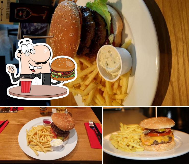 Concediti un bell'hamburger a Ocean Five - Food & Drinks