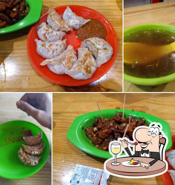 Food at Momo Shop