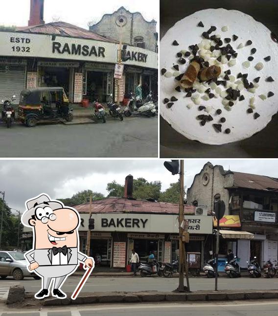 The exterior of Ramsar Bakery