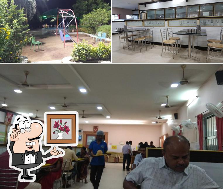 The interior of Sree Saravana Bhavan
