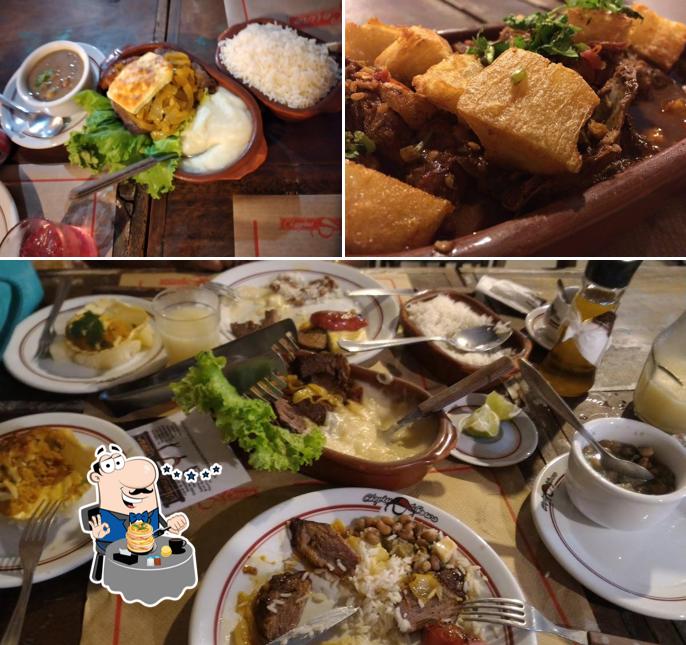 Platos en Restaurante Chapéu De Couro