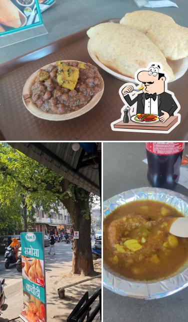 Food at Gopal Ji - Choley Bhature