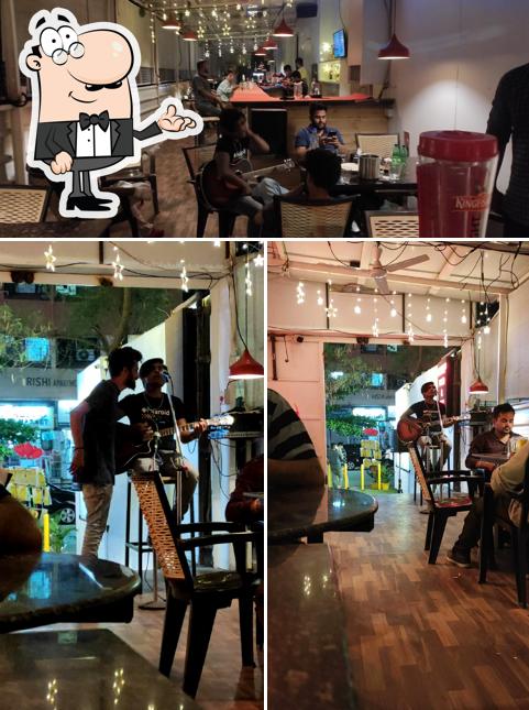 The interior of GoSip_The Happy Bar