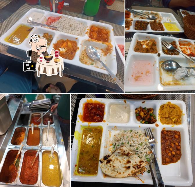 Food at AY7 RESTAURANT