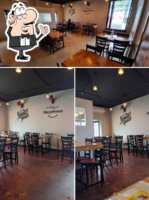 The interior of Albaik feasto express