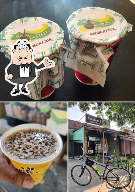 The image of Pahalwan Ji Ka Special Matthha’s interior and beverage