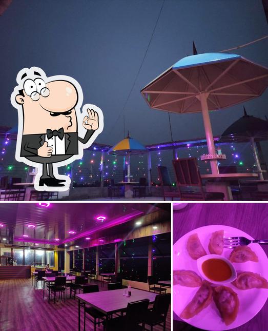 Look at the image of The MB's Rooftop Inn