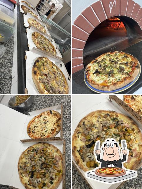 Scegli tra le svariate varianti di pizza
