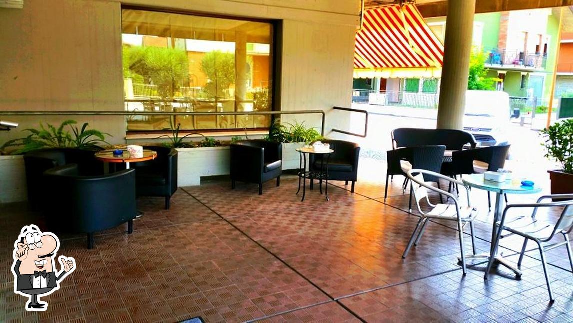 Dai un'occhiata agli interni di Caffé bar Loco