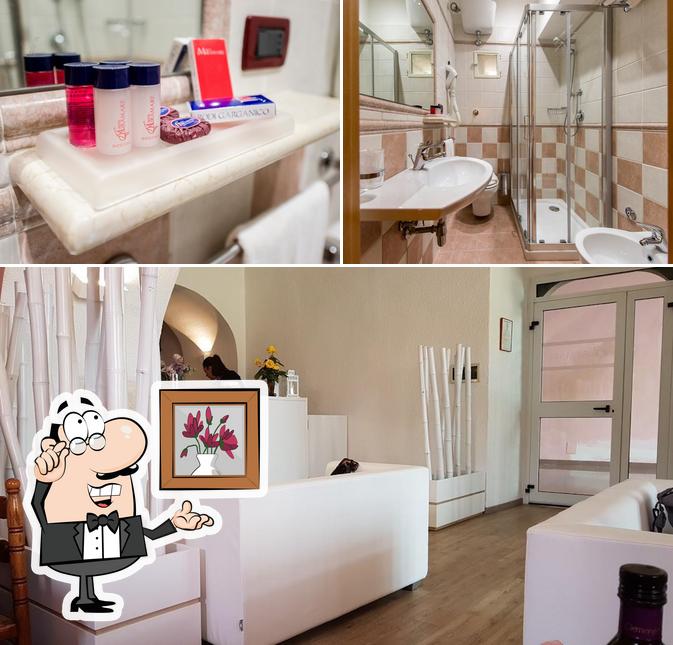 Siediti a un tavolo di Hotel Miramare