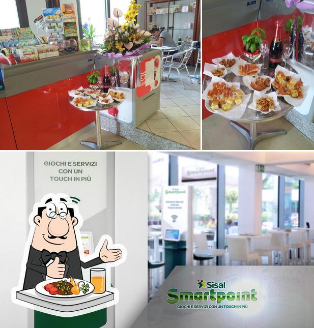 La immagine della cibo e interni di Bar Al Caffè Passiano