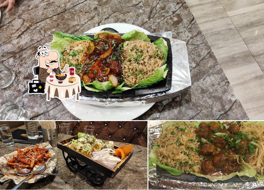 Meals at ROYAL PAKWAN