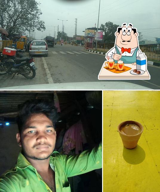 Enjoy a beverage at BALAJI HOTEL