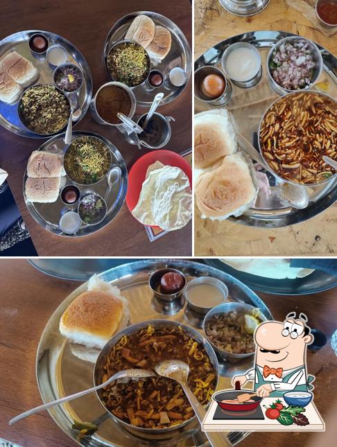 Chicken curry at The Misal Village