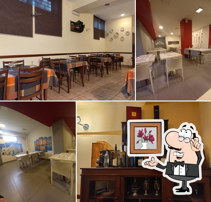 Siediti a un tavolo di Bistrò 147 Subway Cafè