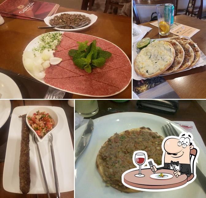 Comida em Esfihas Dozza Alphaville