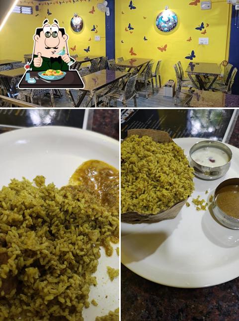 The photo of Huliyappa's Donne Biryani’s food and interior