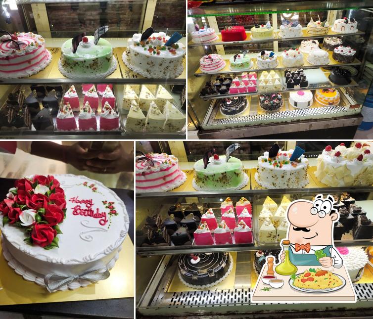 Food at MAHARAJA SWEETS BAKERY AND GENRAL STORES
