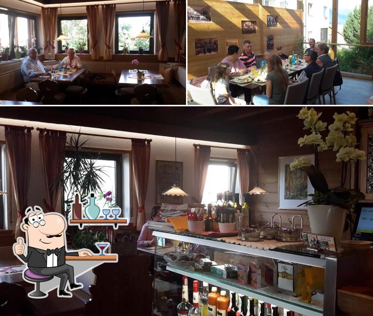 Dai un'occhiata agli interni di Café Restaurant Garberstub
