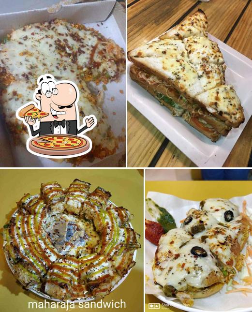 Try out pizza at Mumbai Food Cafe