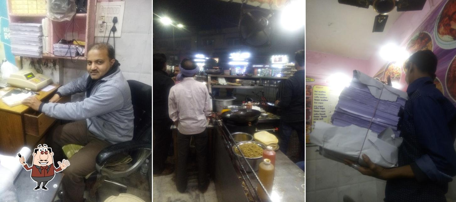 Meals at Awadh Roll Corner