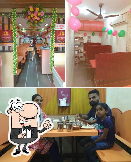 Check out how Geeta Restaurant looks inside