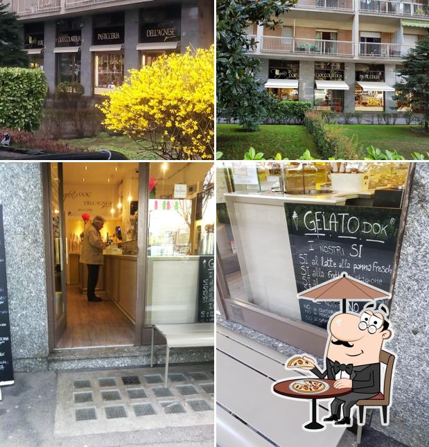 Pasticceria Dell'Agnese si caratterizza per la esterno e lavagna