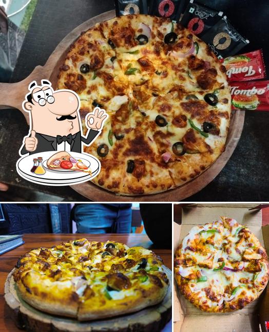 Order pizza at Pizza Wizza Studio Ashiyana ( Lucknow)