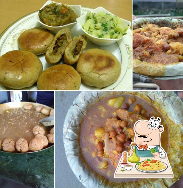 Food at Litti Hut