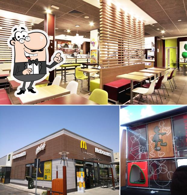 Siediti a un tavolo di McDonald's Gela