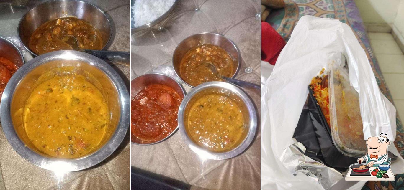 Chicken curry at Kaka Biryani