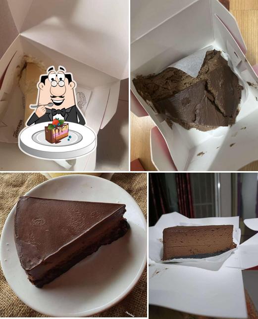 Chocolate cake at La Cherie Cheesecake, Baner Pune