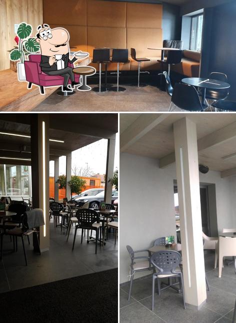 Gli interni di Caffe Nena