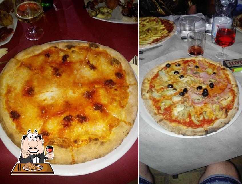 Scegli una pizza a AGRITOUR "Il Rifugio" Ristorante Pizzeria