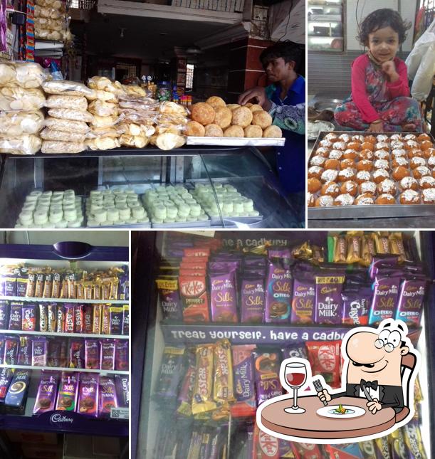 Food at Sapna Sweets&farshan