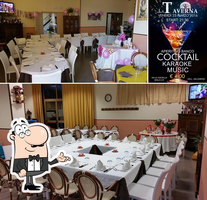 La immagine di interni e alcol da Bar pizzeria Ristorante La Taverna Isola di Capo Rizzuto