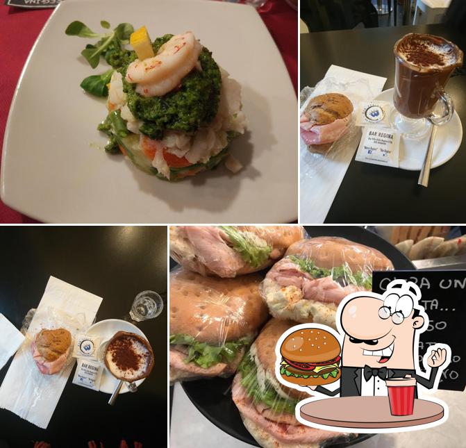 Prenditi un hamburger a Bar Regina
