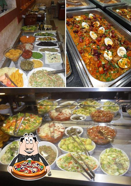 Escolha pizza no Garfo Self Service