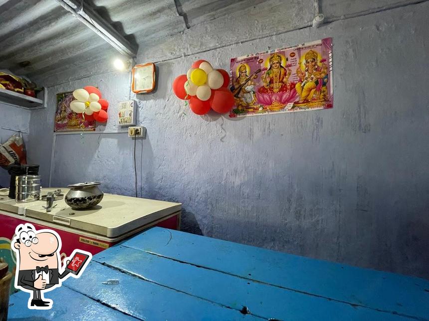 Here's a photo of Pandey Hotel