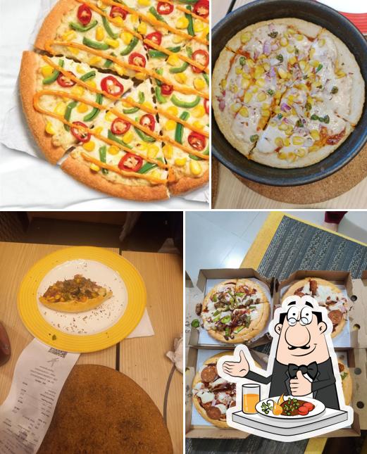 Food at Pizza Hut Savedi, Ahmednagar