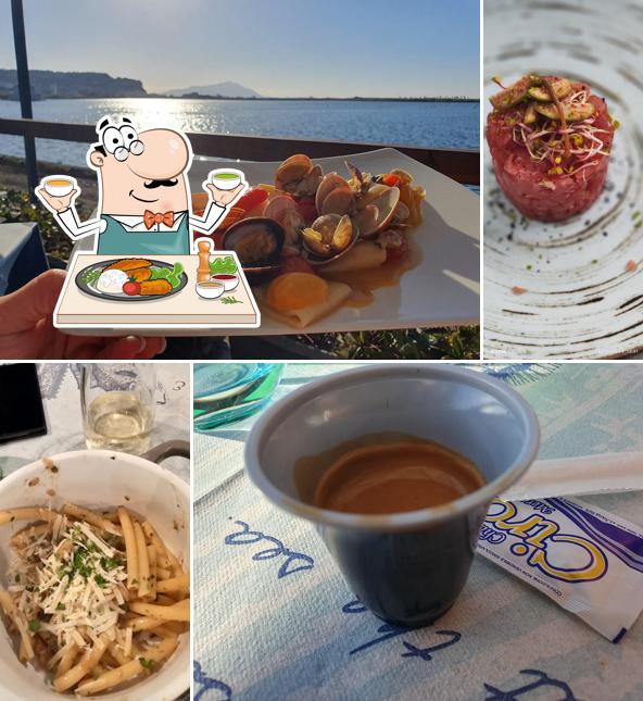 Cibo al LA MAREA BLU RISTORANTE VIA FUSARO 49 BACOLI